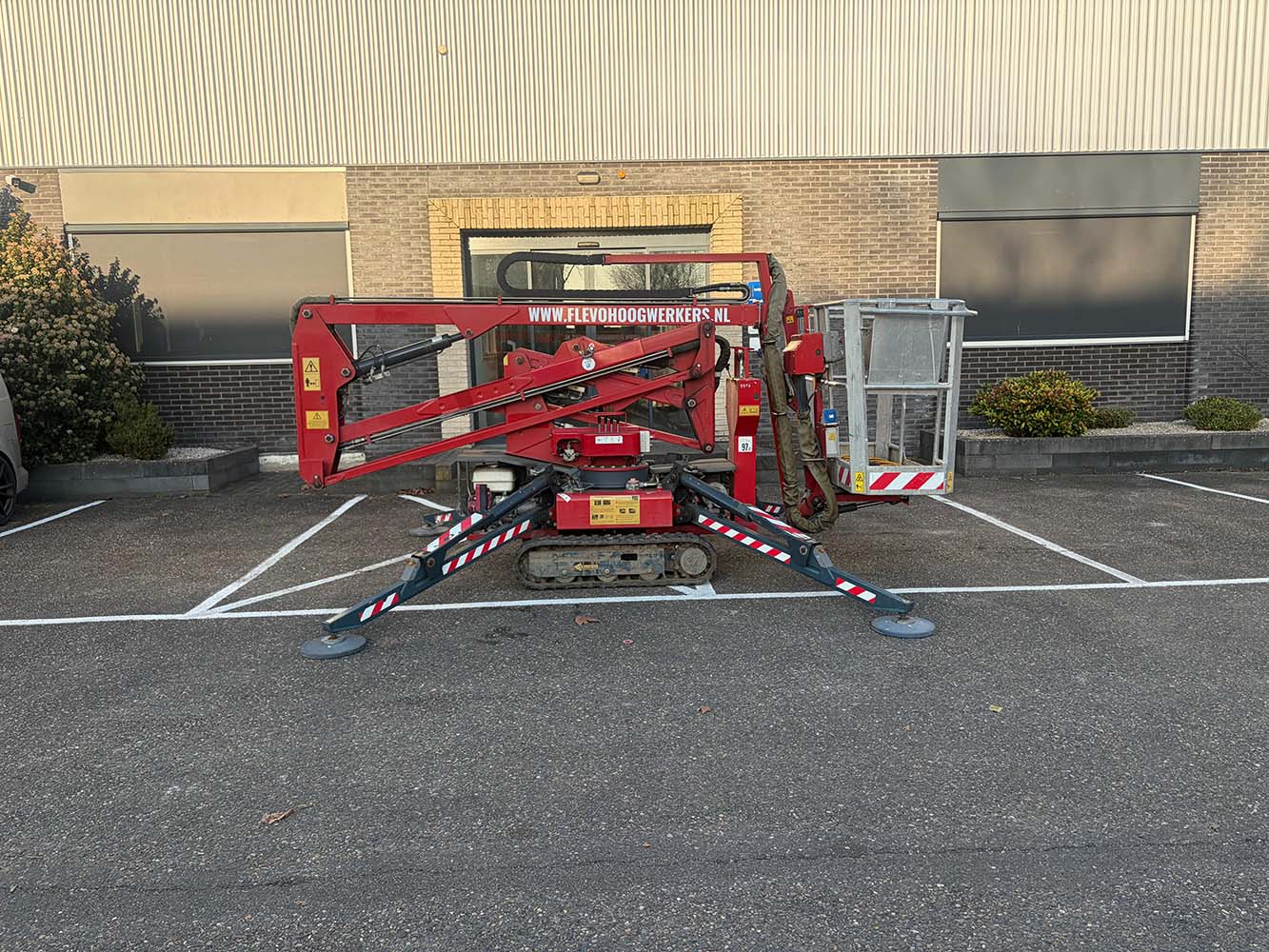 14,7 meter Spinhoogwerker afbeelding 14,7 meter Spinhoogwerker - Afbeelding 2